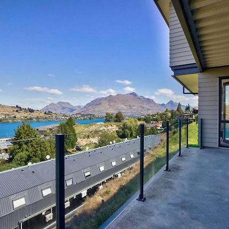 4 Bedroom Stunning Modern Family Home Κουίνσταουν Εξωτερικό φωτογραφία